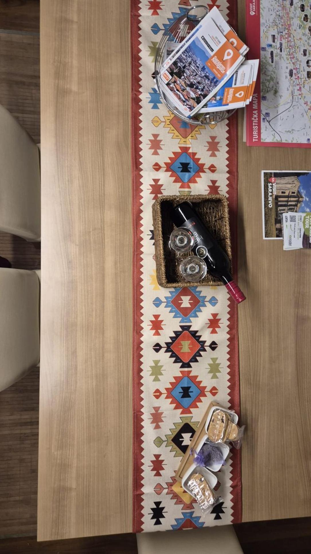 Alen Apartment Old Town - Free Parking Sarajevo Bagian luar foto