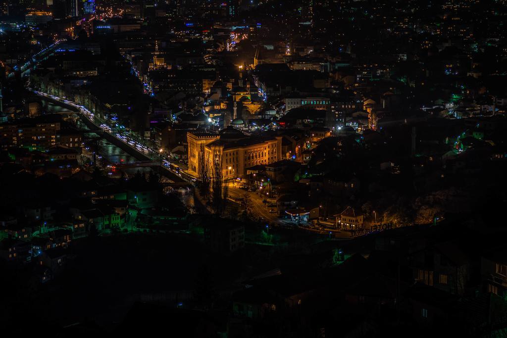 Alen Apartment Old Town - Free Parking Sarajevo Bagian luar foto
